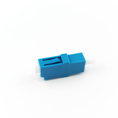 Accoppiatore di fibre ottiche blu Simplex LC UPC essenziale per le installazioni FTTH
