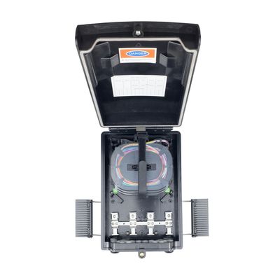 Casella di terminazione in fibra ottica per accesso esterno IP65